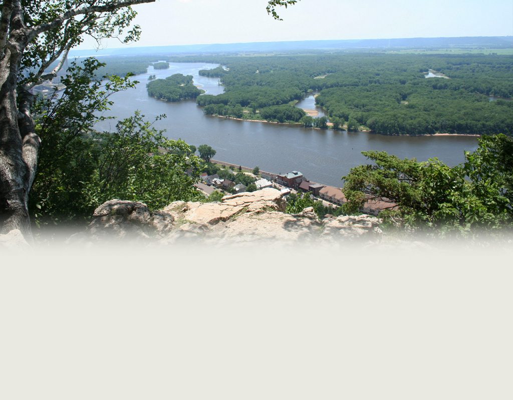 Drive the Great River Road this summer - Experience Mississippi River