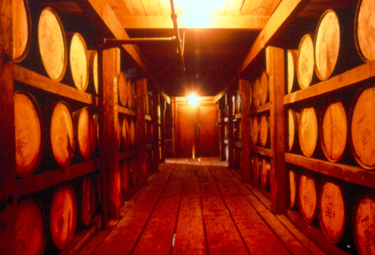 Bourbon barrels aging