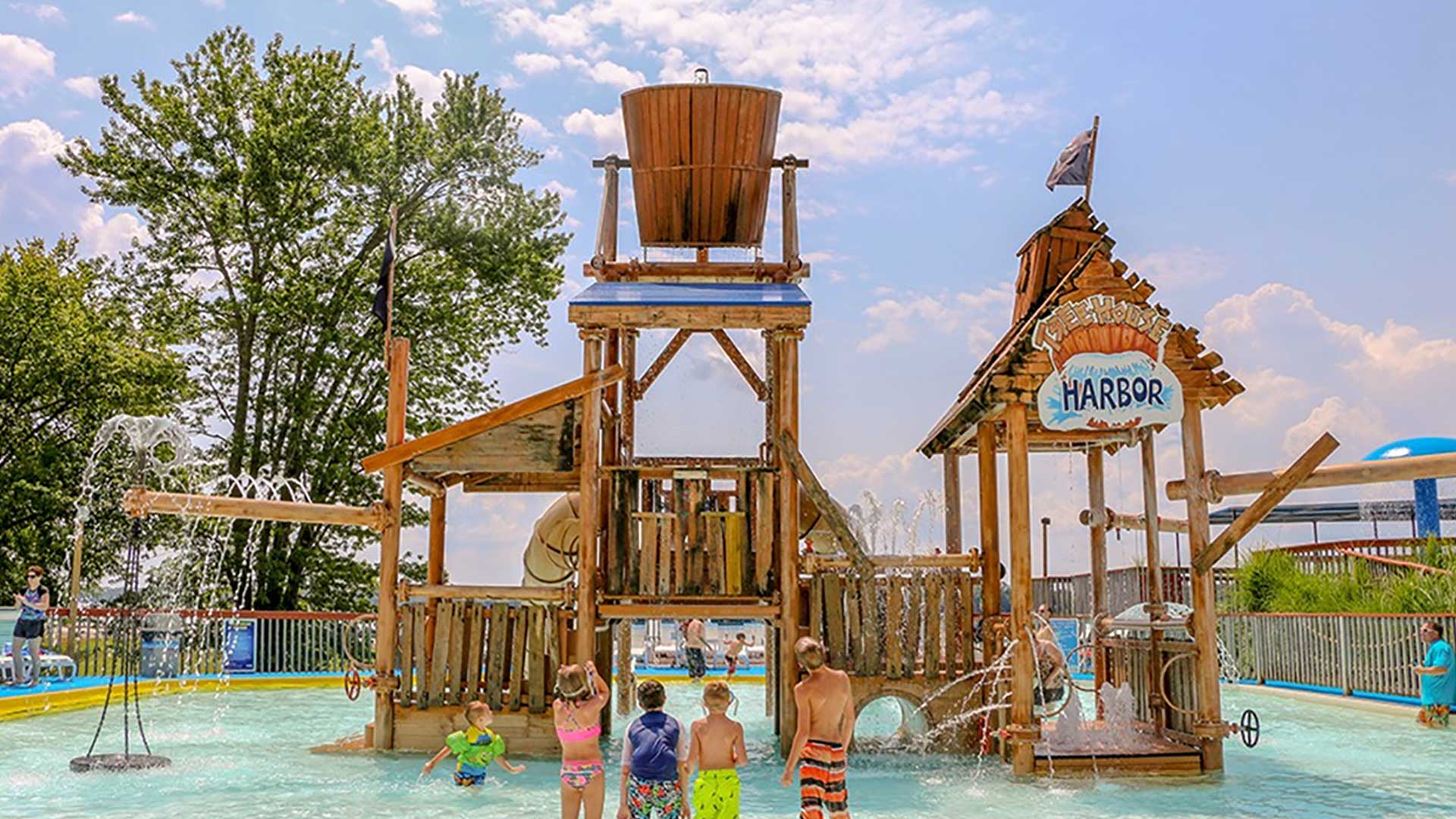 Children standing outside waterpark along the Great River Road in Illinois